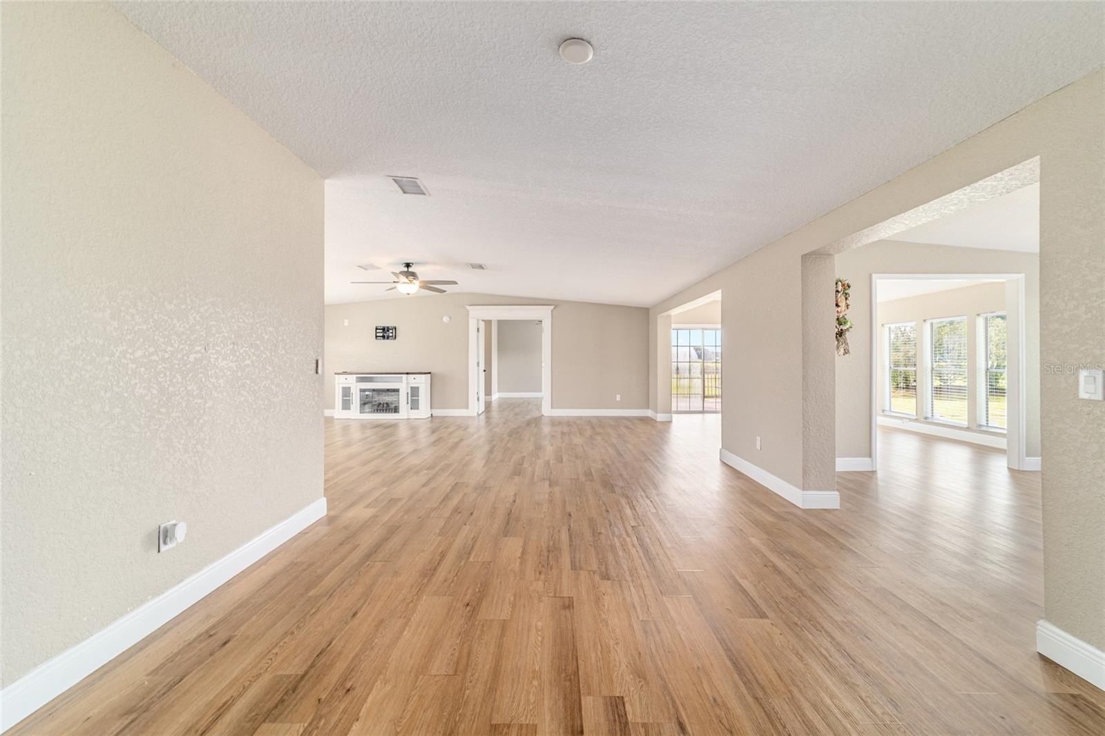 Image 10 of 68 For 6155 Stetson Road