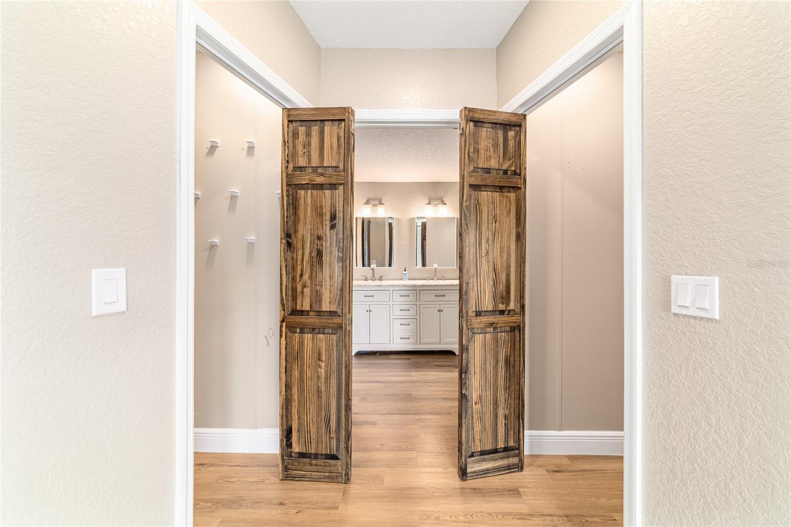 Image 24 of 68 For 6155 Stetson Road