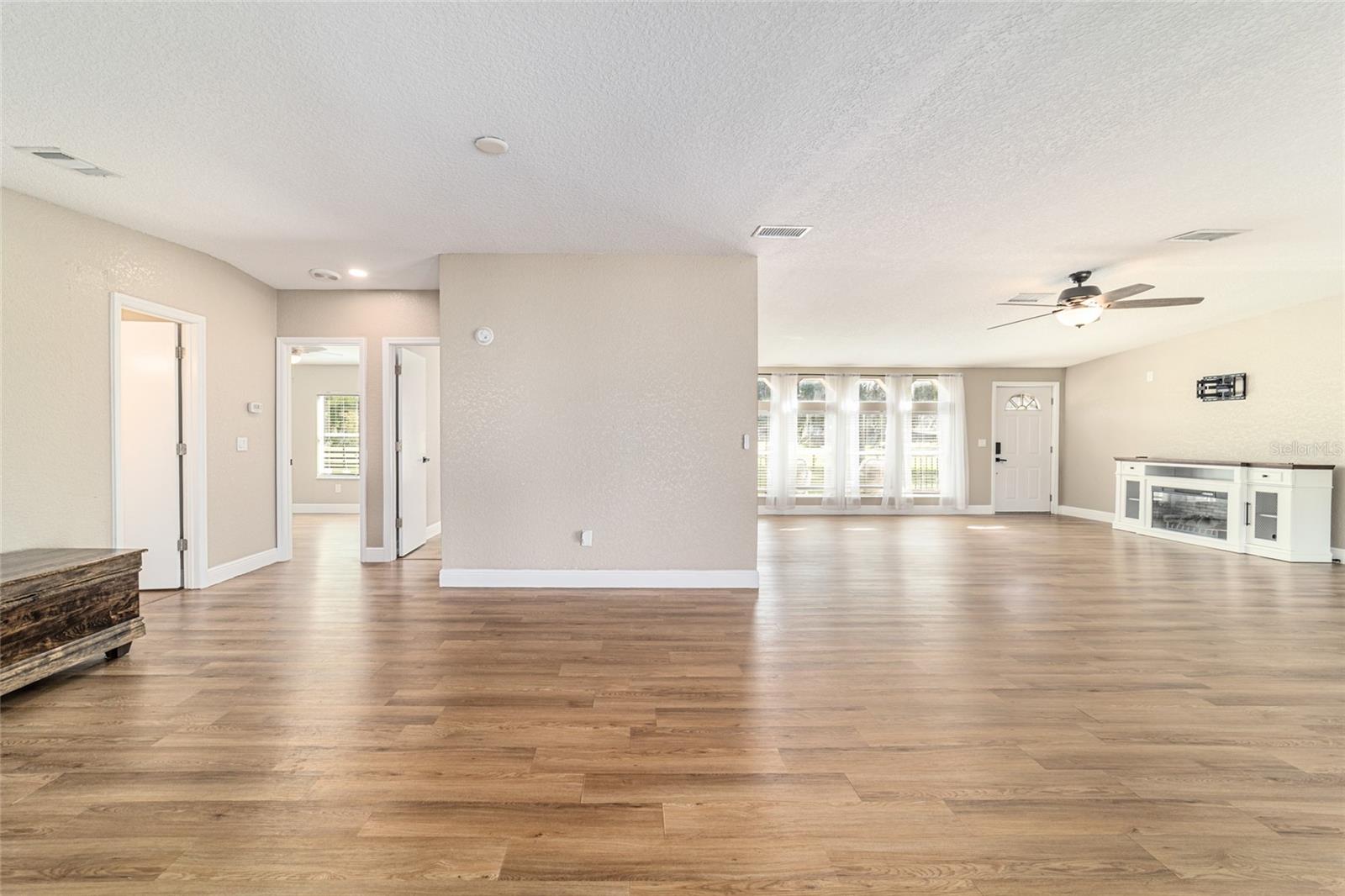 Image 6 of 68 For 6155 Stetson Road