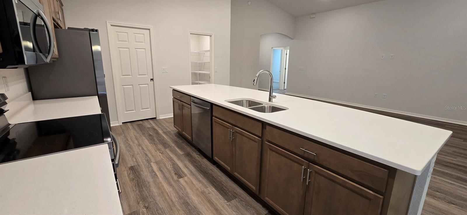 Image 4 of 17 For 7589 108th Street
