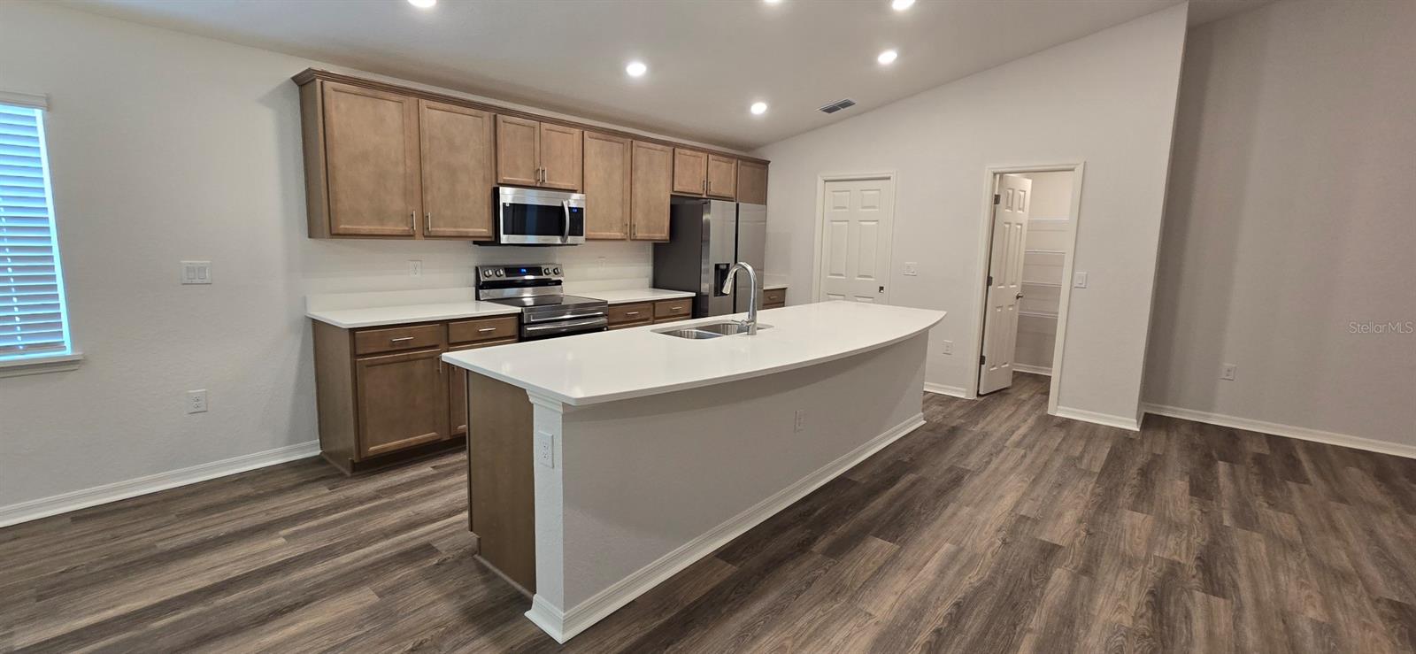 Image 5 of 17 For 7589 108th Street