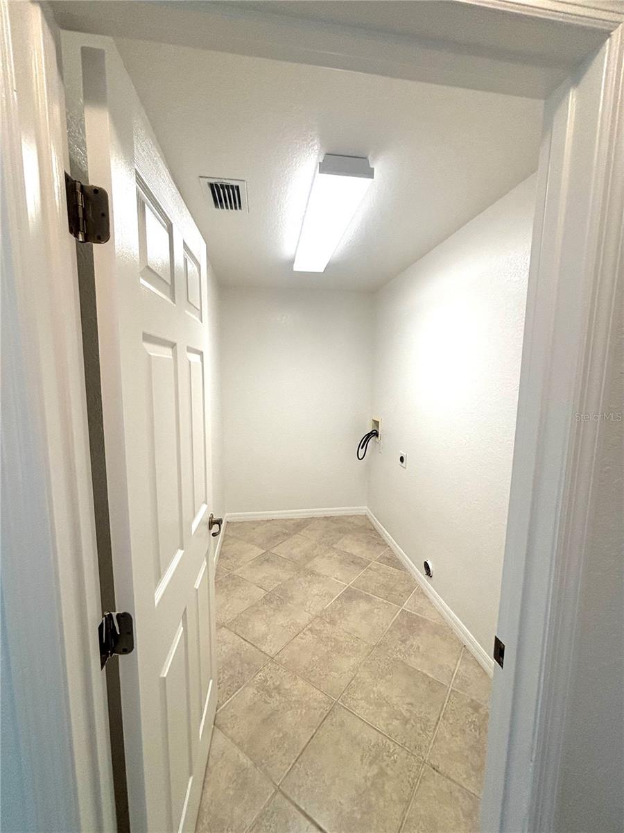 Image 10 of 15 For 3841 28th Terrace