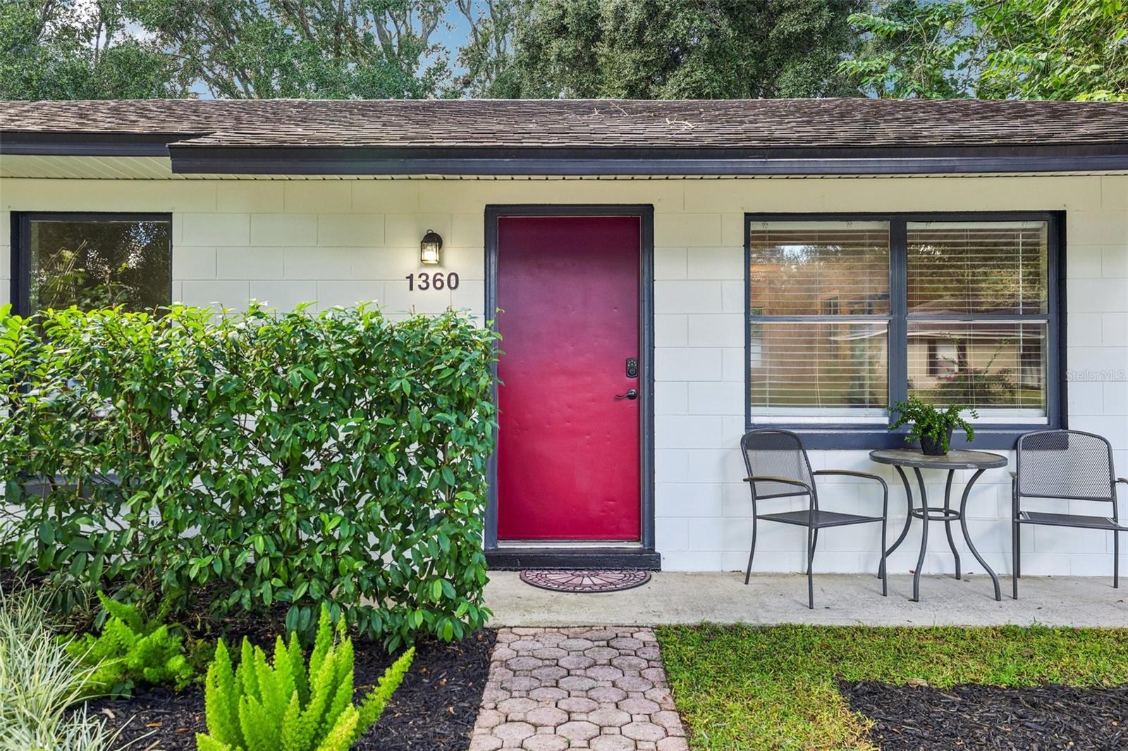 Image 4 of 46 For 1360 Cedar Avenue