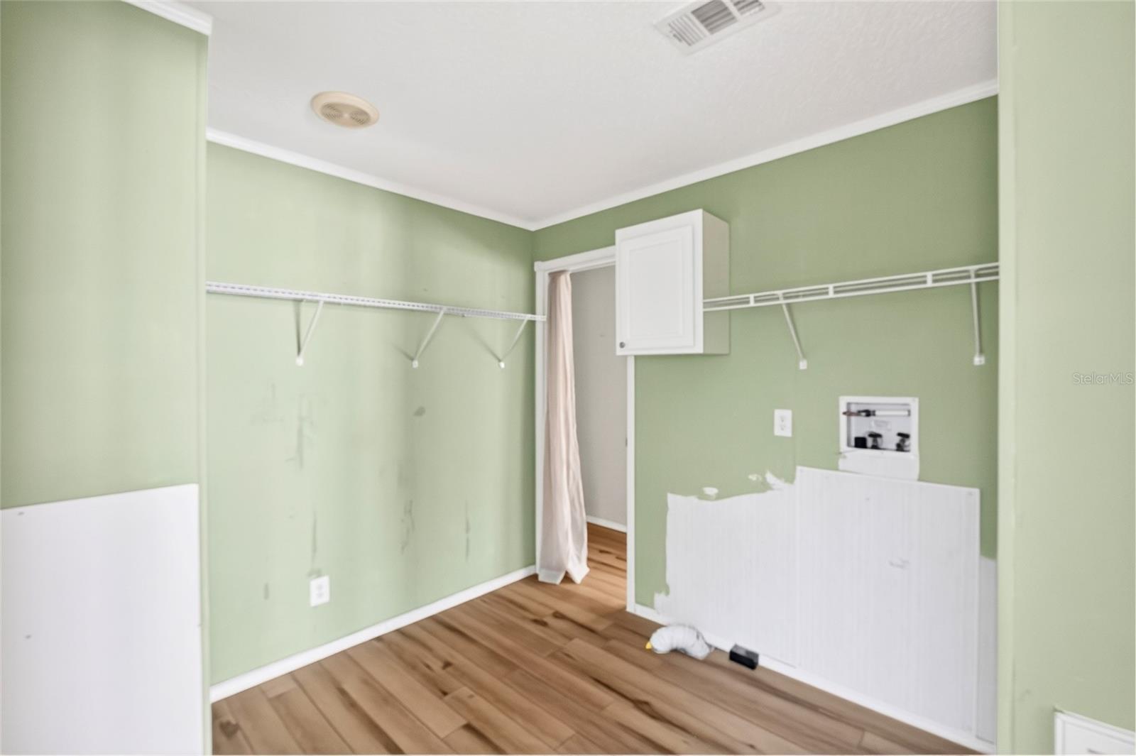 Image 20 of 52 For 413 Quail Street