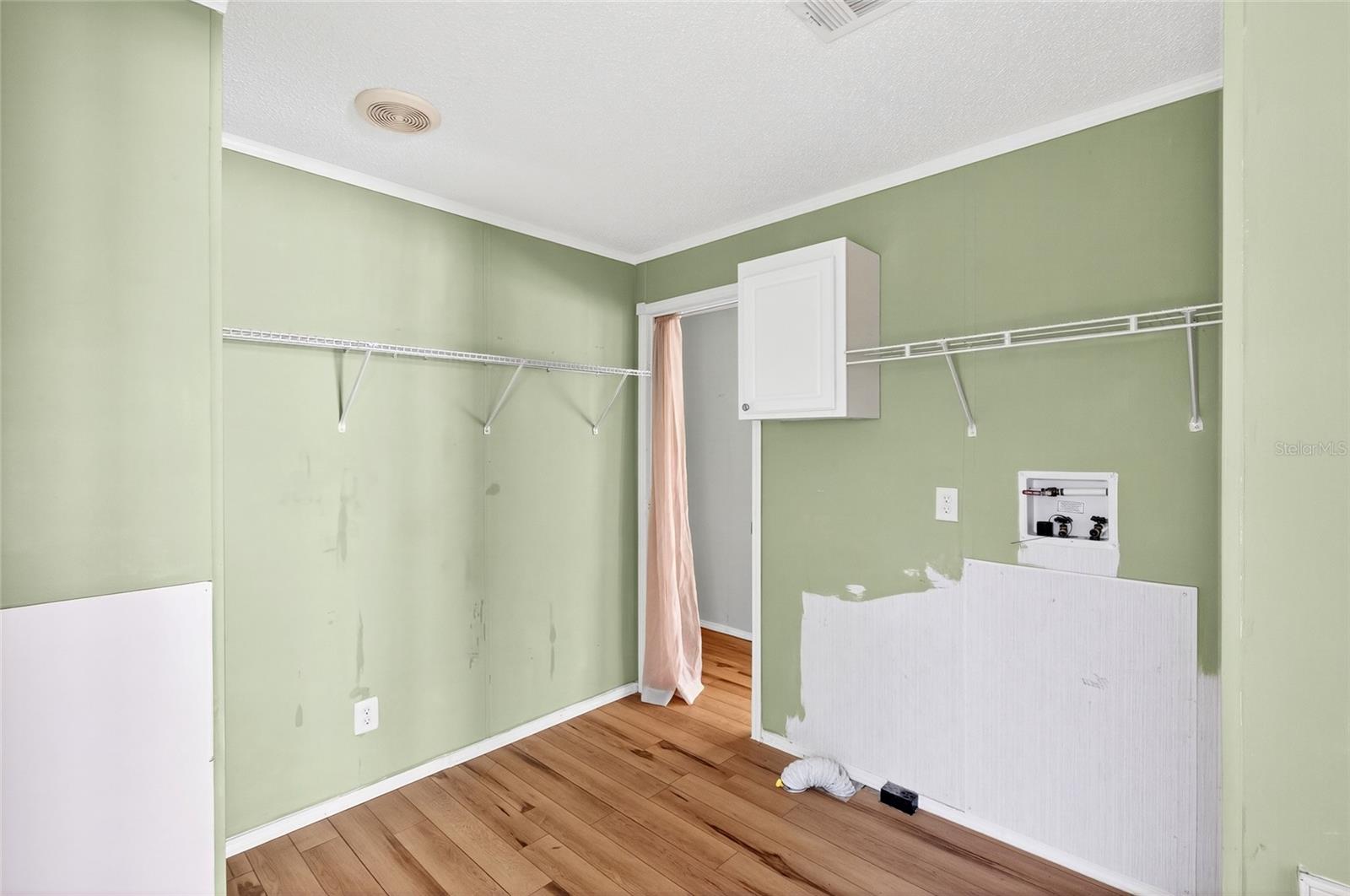 Image 21 of 52 For 413 Quail Street