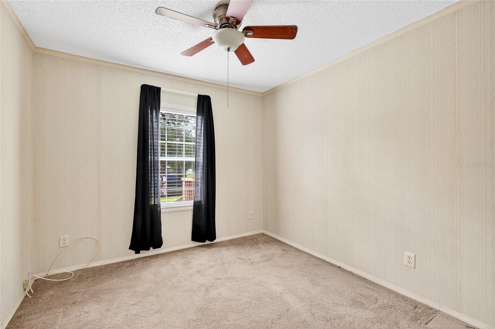 Image 34 of 52 For 413 Quail Street