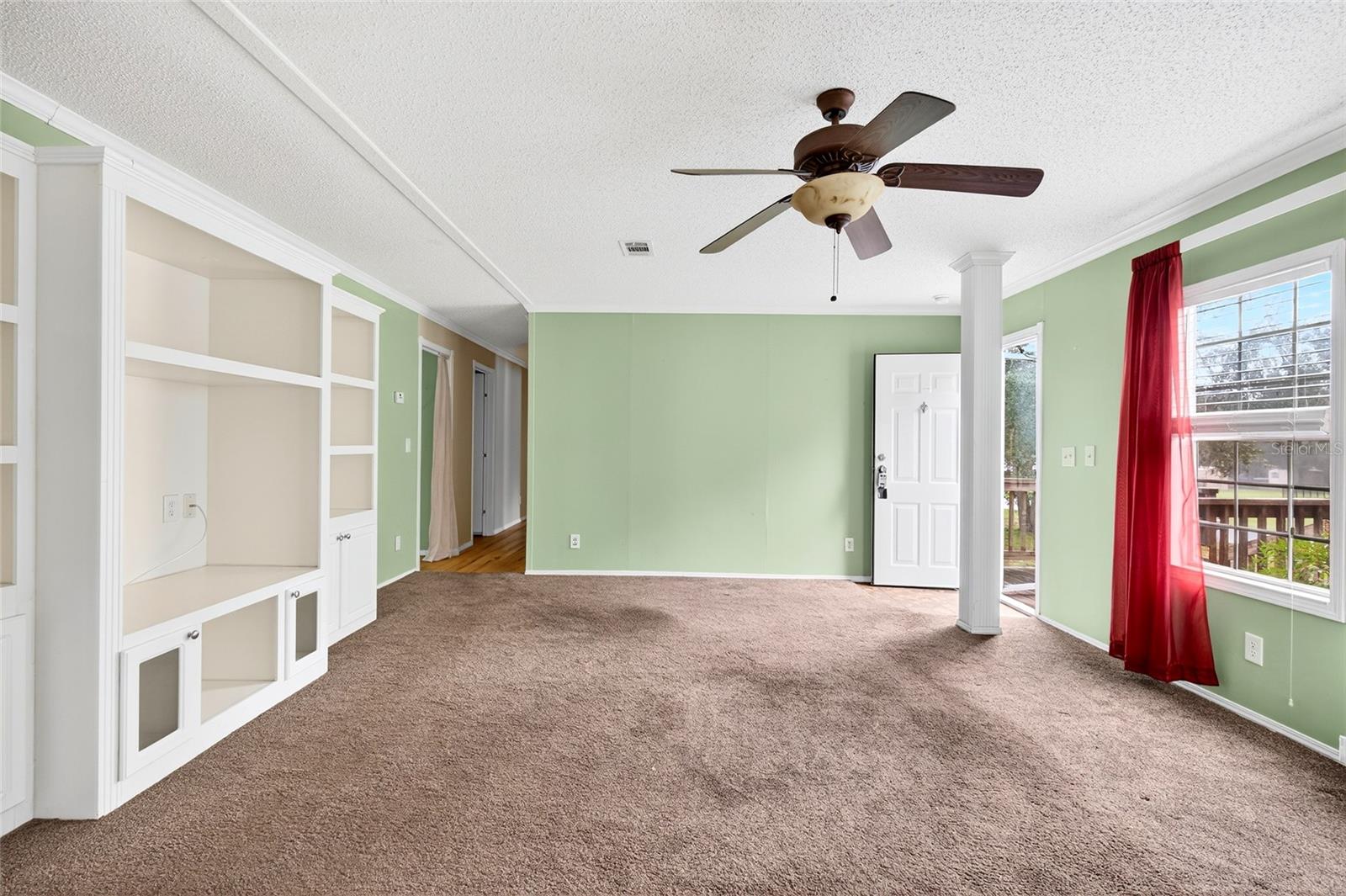 Image 8 of 52 For 413 Quail Street