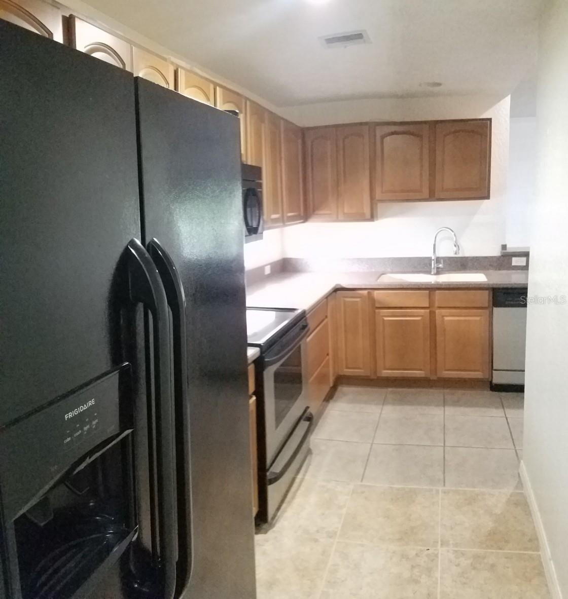 Image 6 of 14 For 231 28th Avenue 208