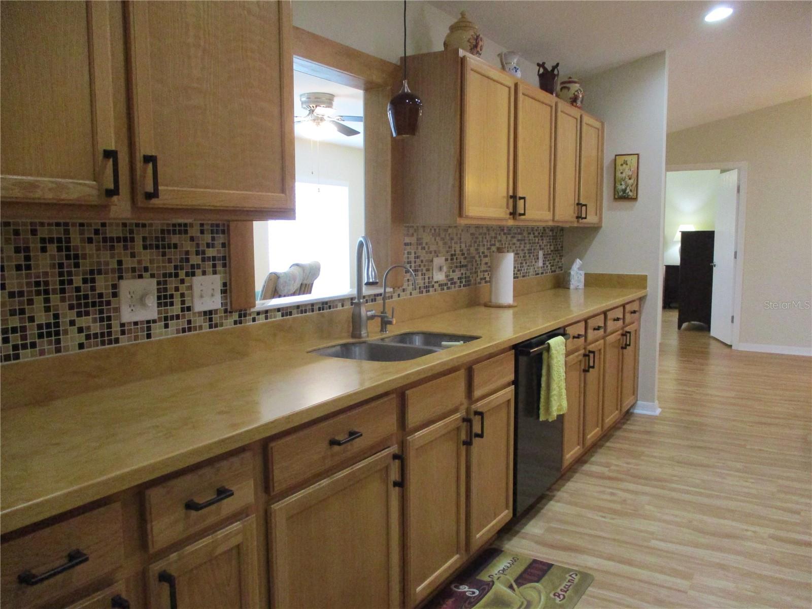 Image 12 of 87 For 11369 139th Street