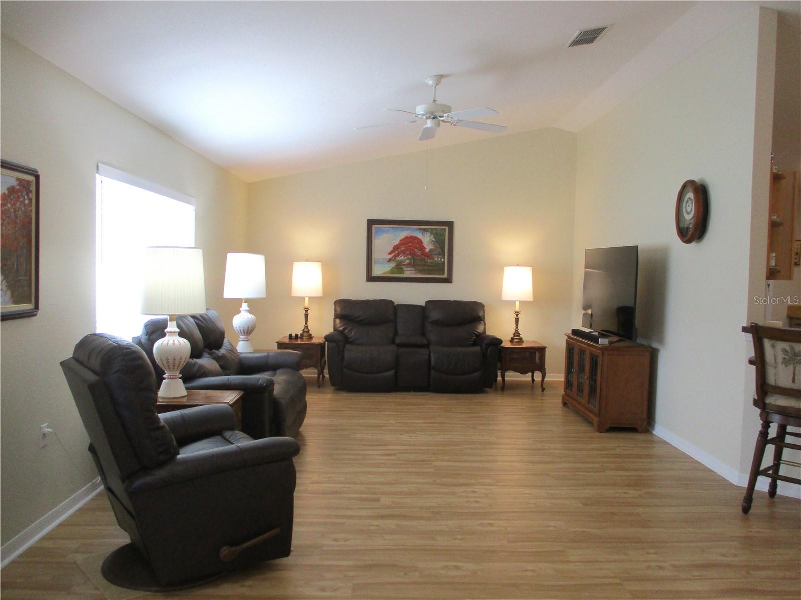 Image 16 of 87 For 11369 139th Street