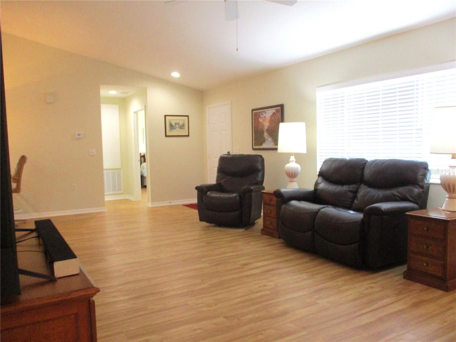 Image 18 of 87 For 11369 139th Street