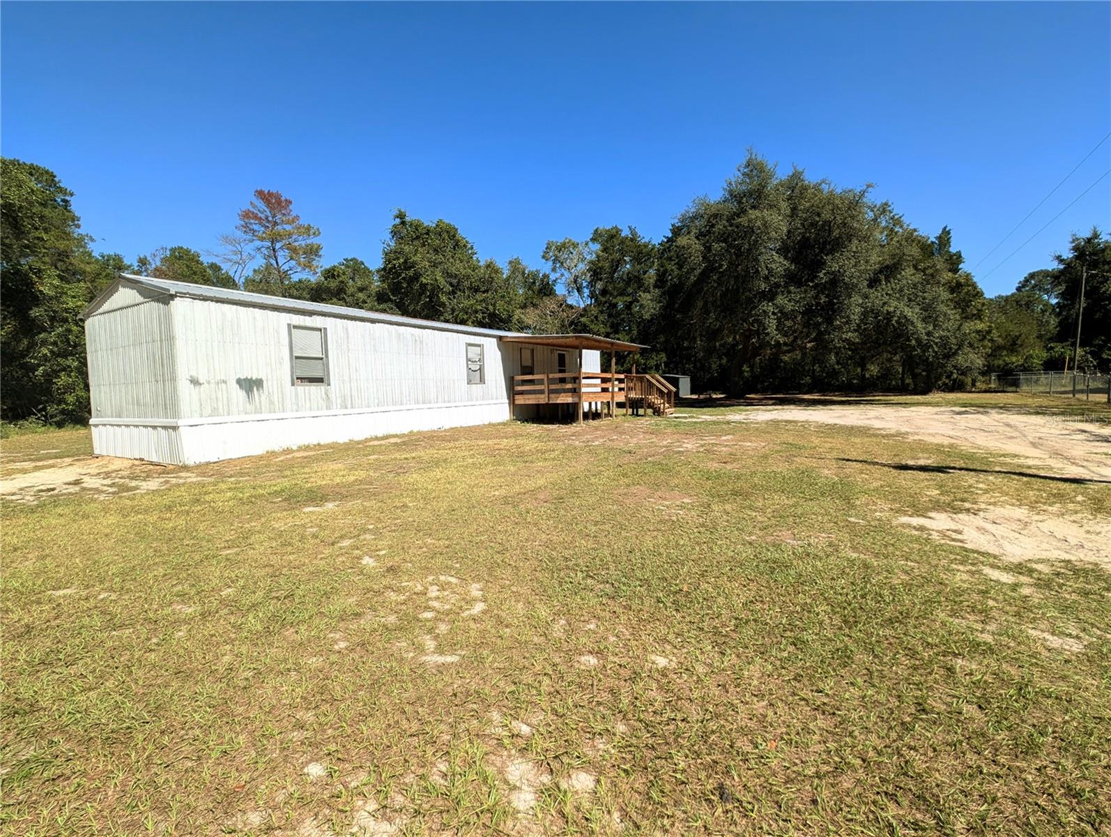 Image 17 of 27 For 15443 86th Lane