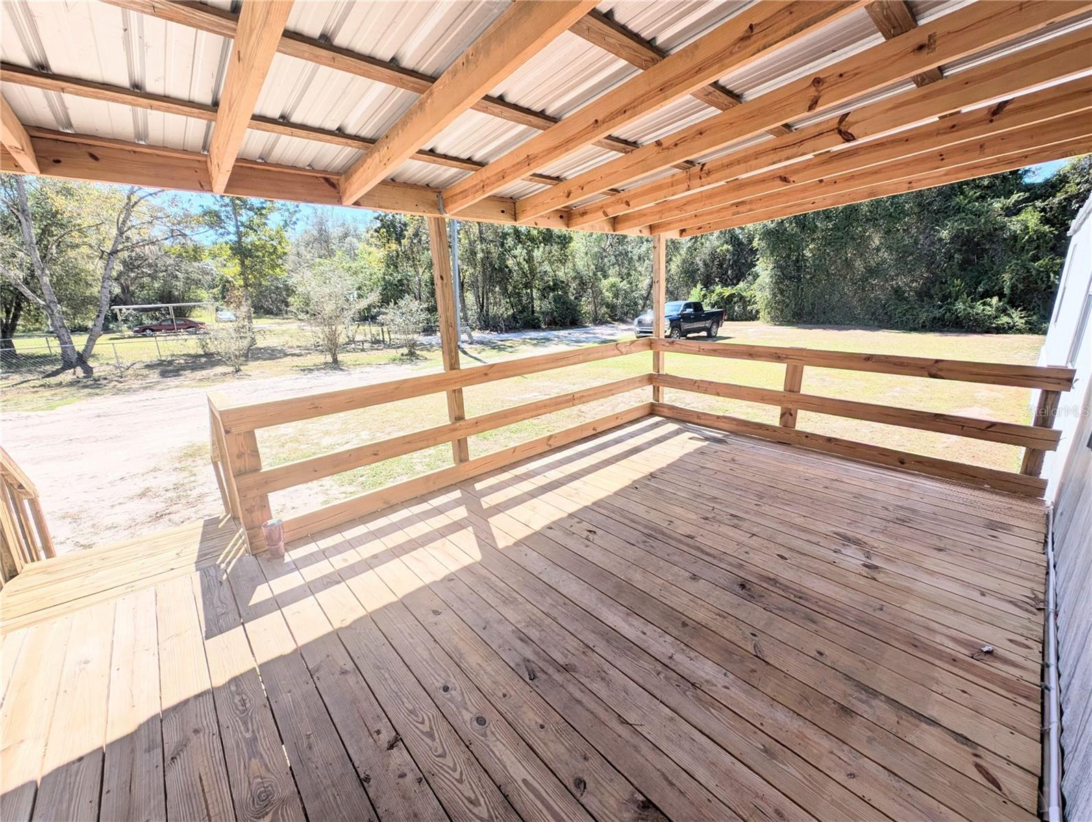 Image 4 of 27 For 15443 86th Lane