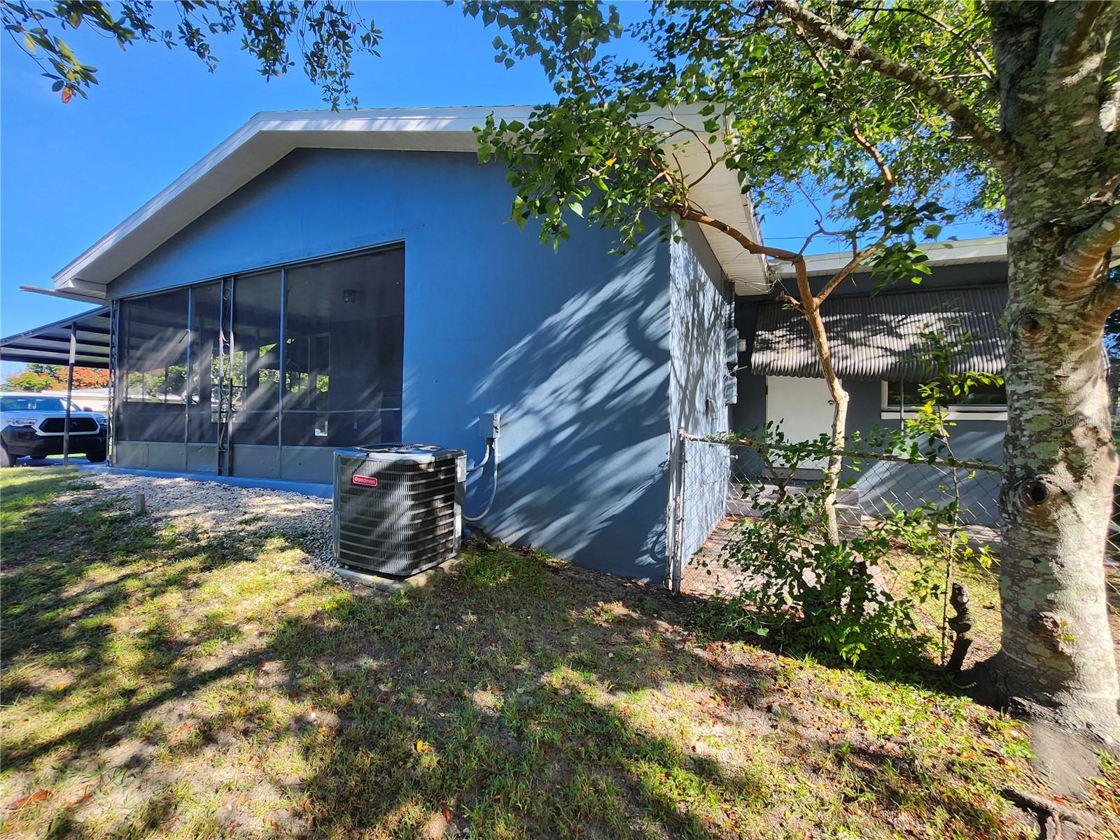 Image 19 of 54 For 25 Beverly Hills Boulevard