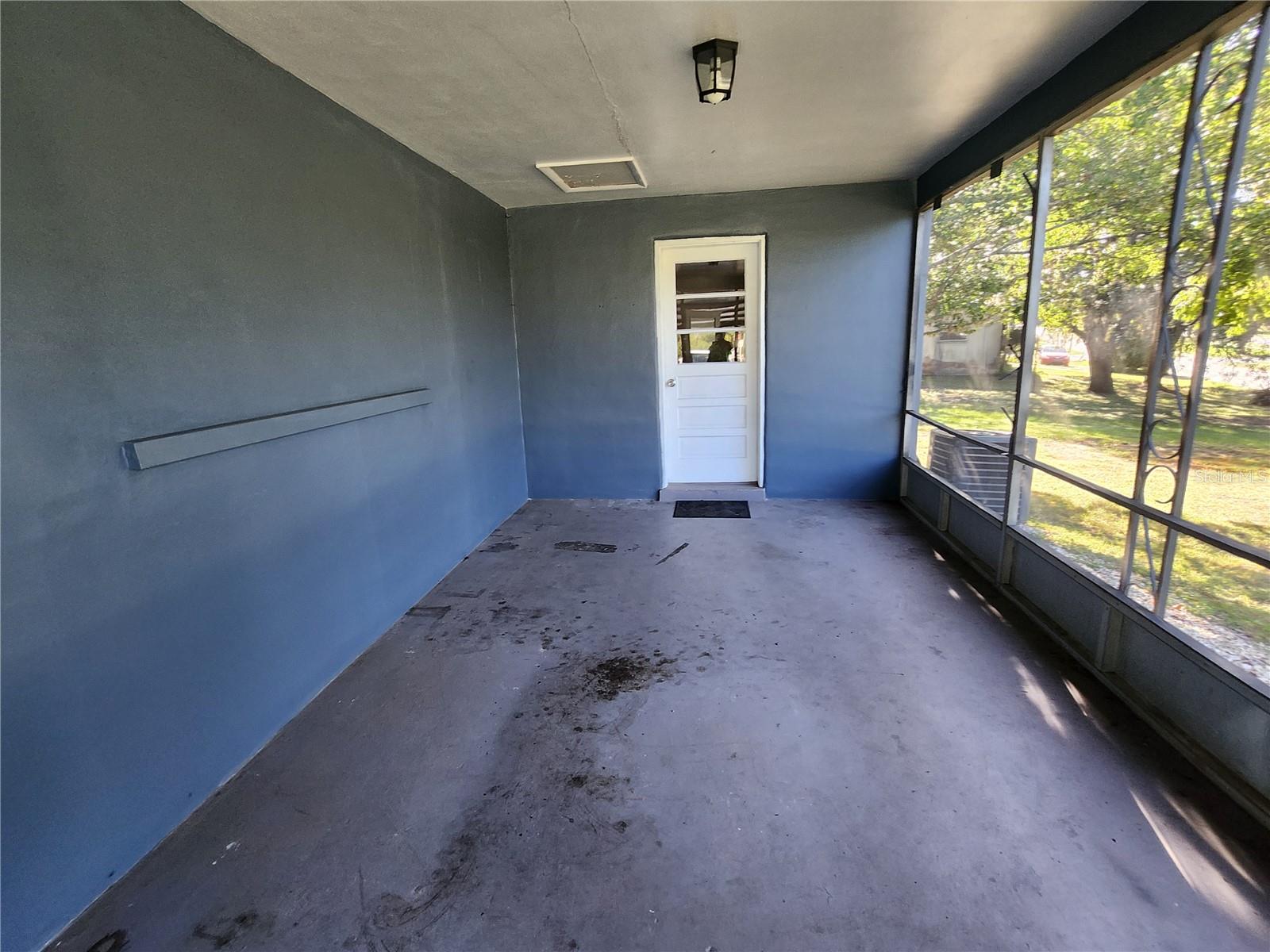 Image 22 of 54 For 25 Beverly Hills Boulevard