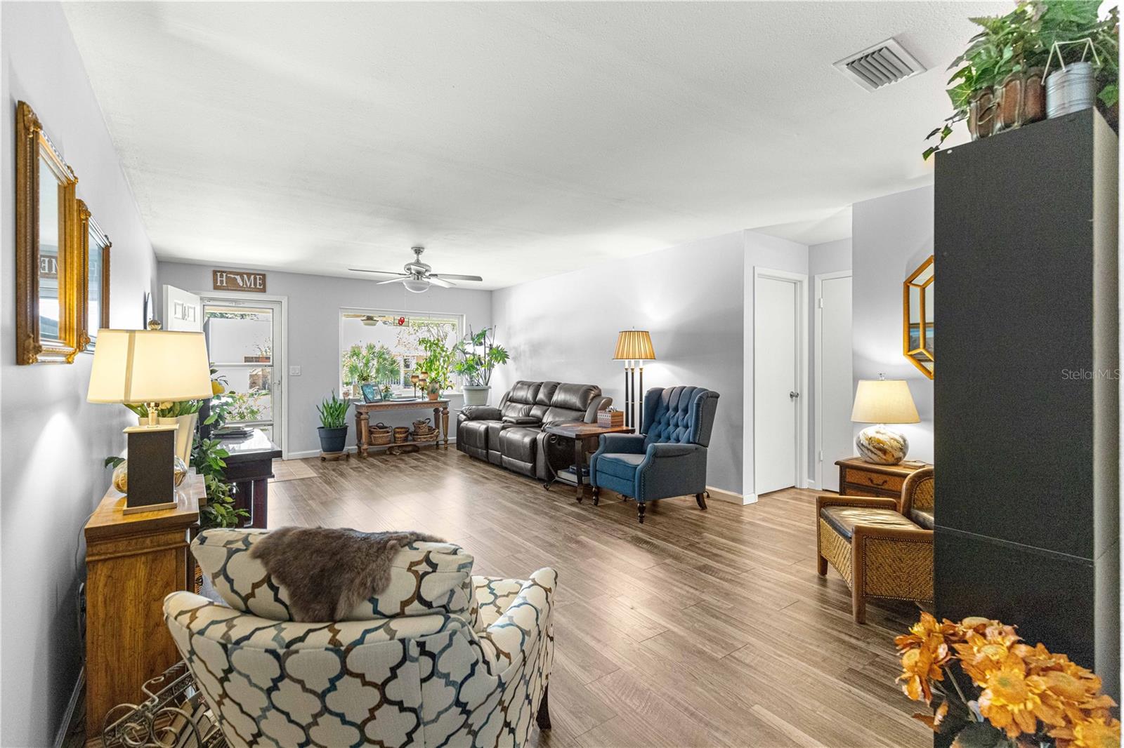 Image 14 of 34 For 8707 95th Lane A