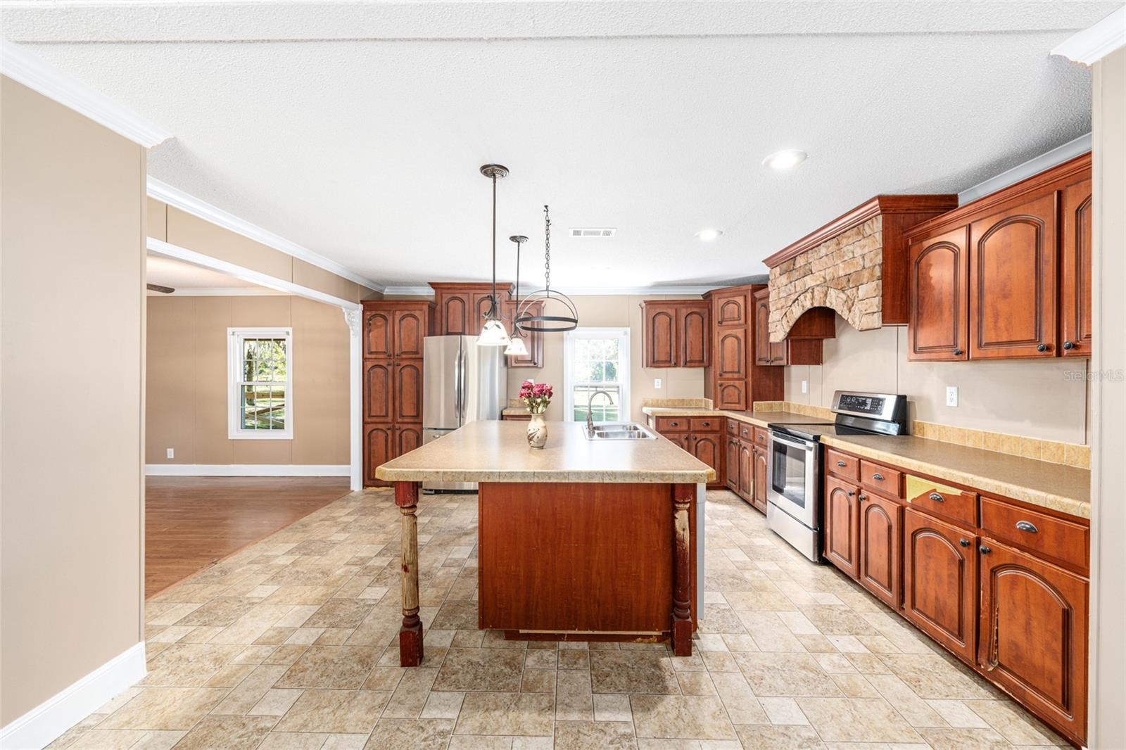 Image 22 of 61 For 5691 120th Terrace