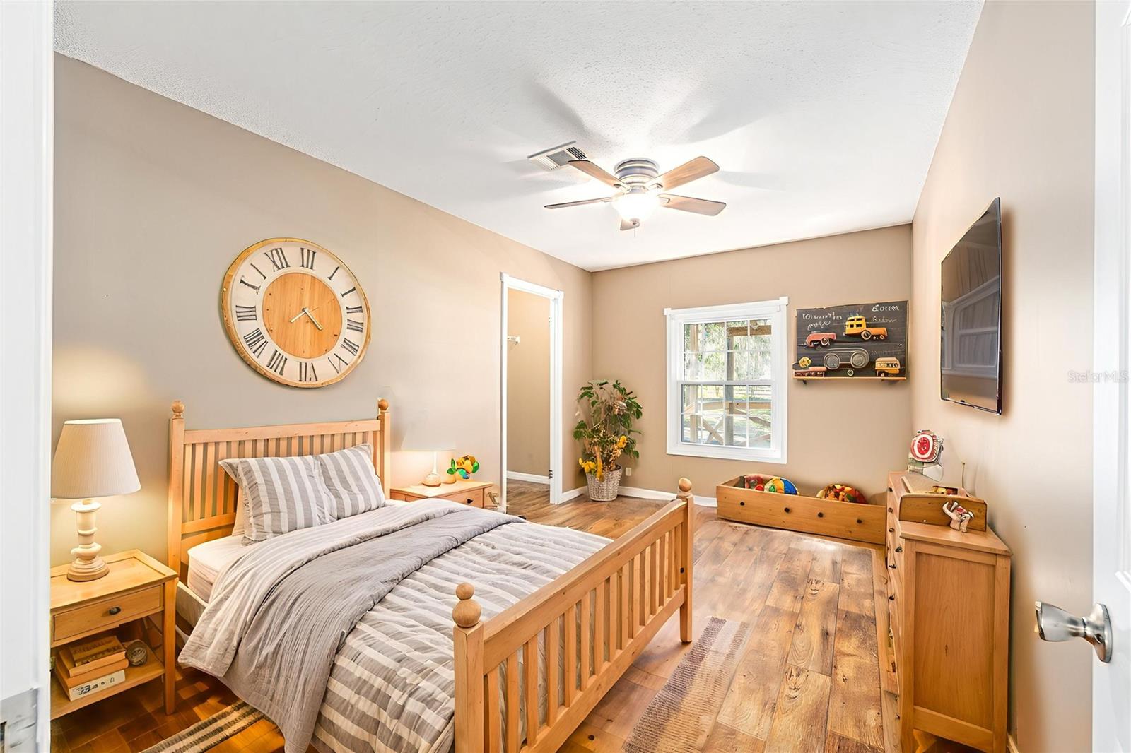 Image 32 of 61 For 5691 120th Terrace