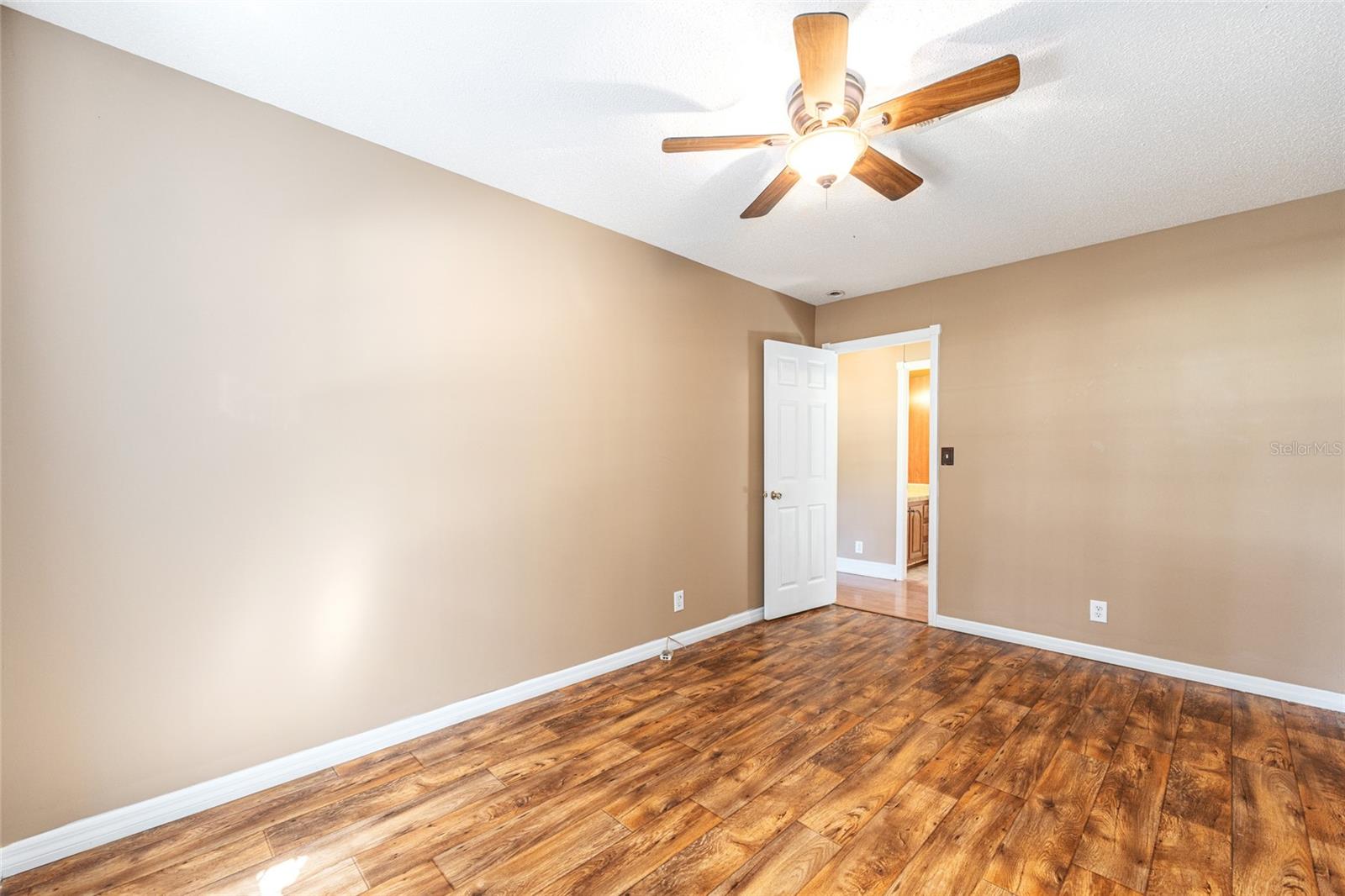 Image 34 of 61 For 5691 120th Terrace