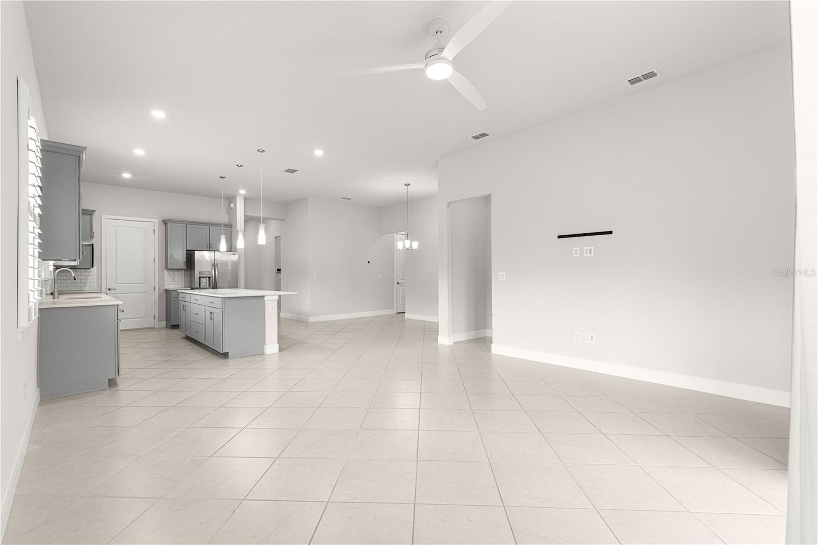 Image 27 of 55 For 9147 65th Loop