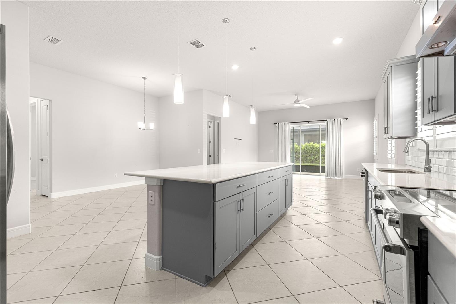 Image 30 of 55 For 9147 65th Loop