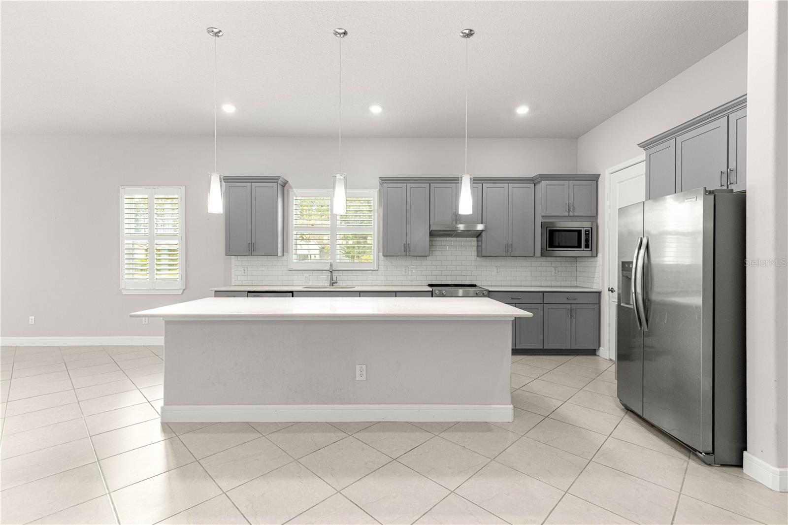 Image 5 of 55 For 9147 65th Loop