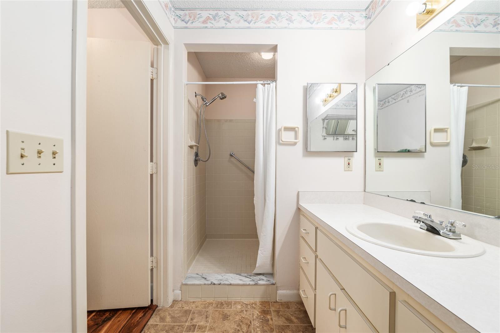 Image 29 of 48 For 8711 90th Street B