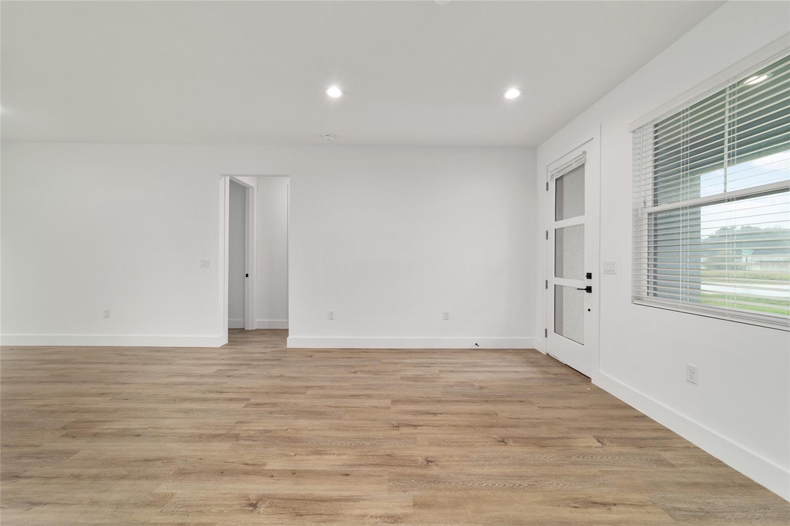 Image 17 of 57 For 24 Dogwood Trail