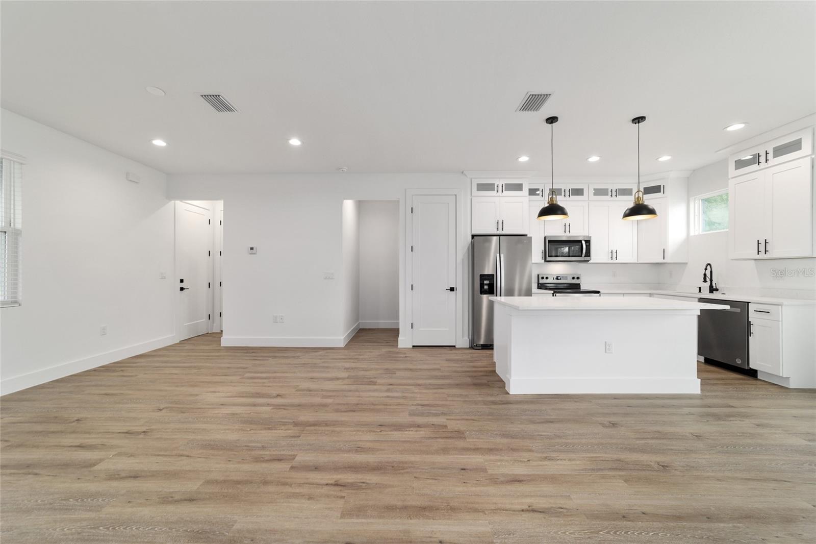 Image 22 of 57 For 24 Dogwood Trail