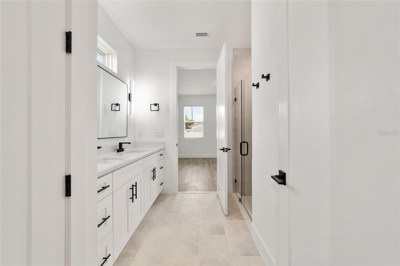 Image 36 of 57 For 24 Dogwood Trail