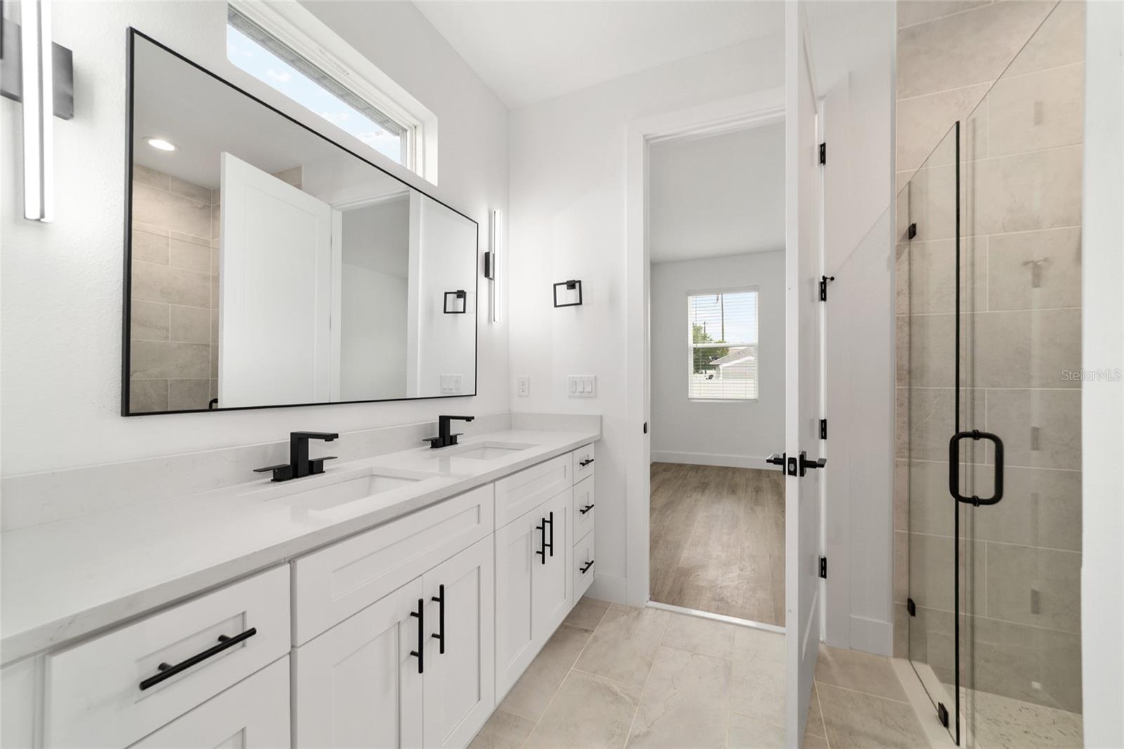 Image 37 of 57 For 24 Dogwood Trail