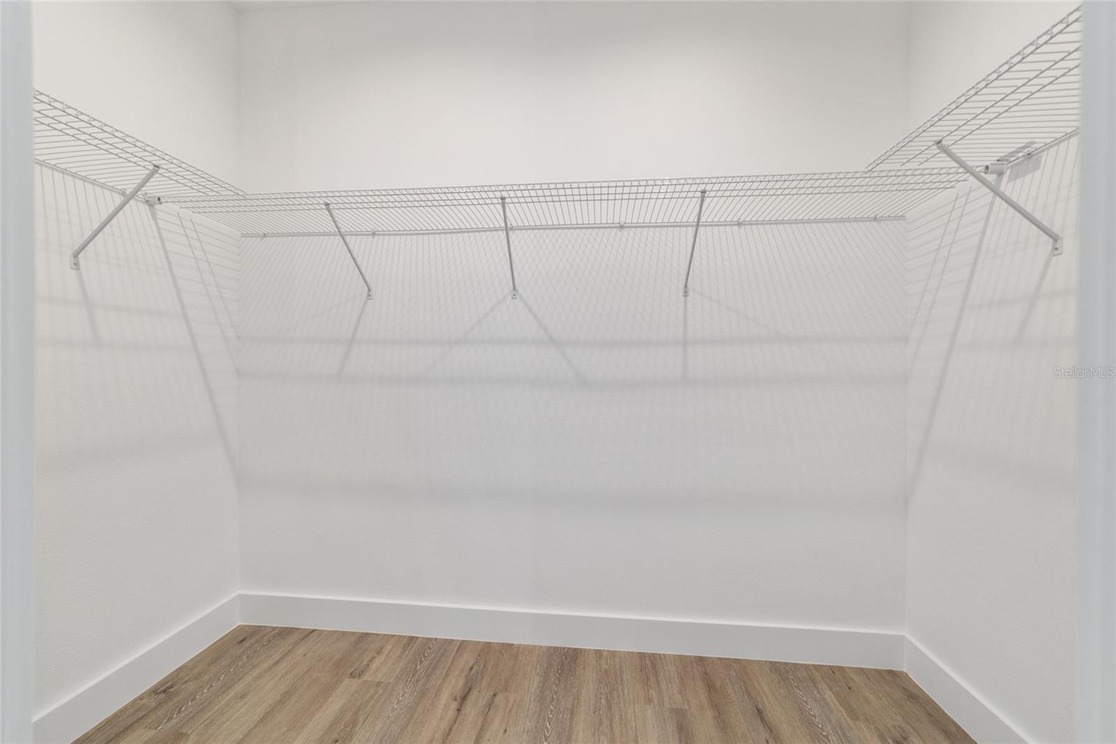 Image 40 of 57 For 24 Dogwood Trail