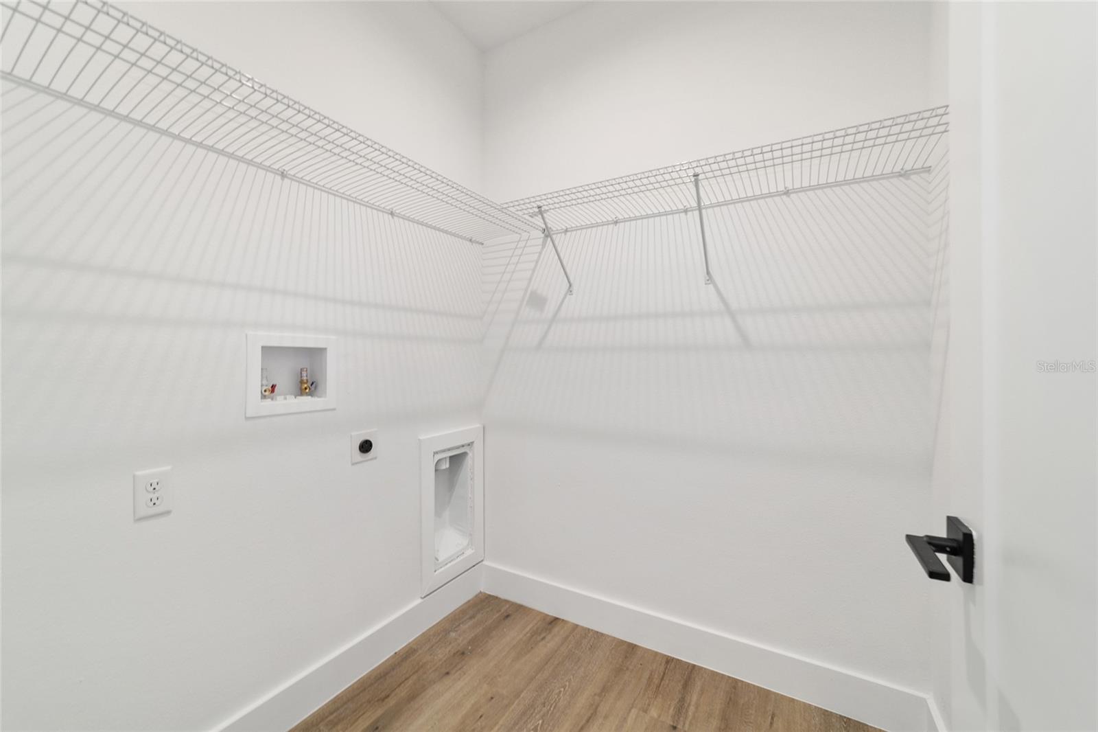 Image 48 of 57 For 24 Dogwood Trail