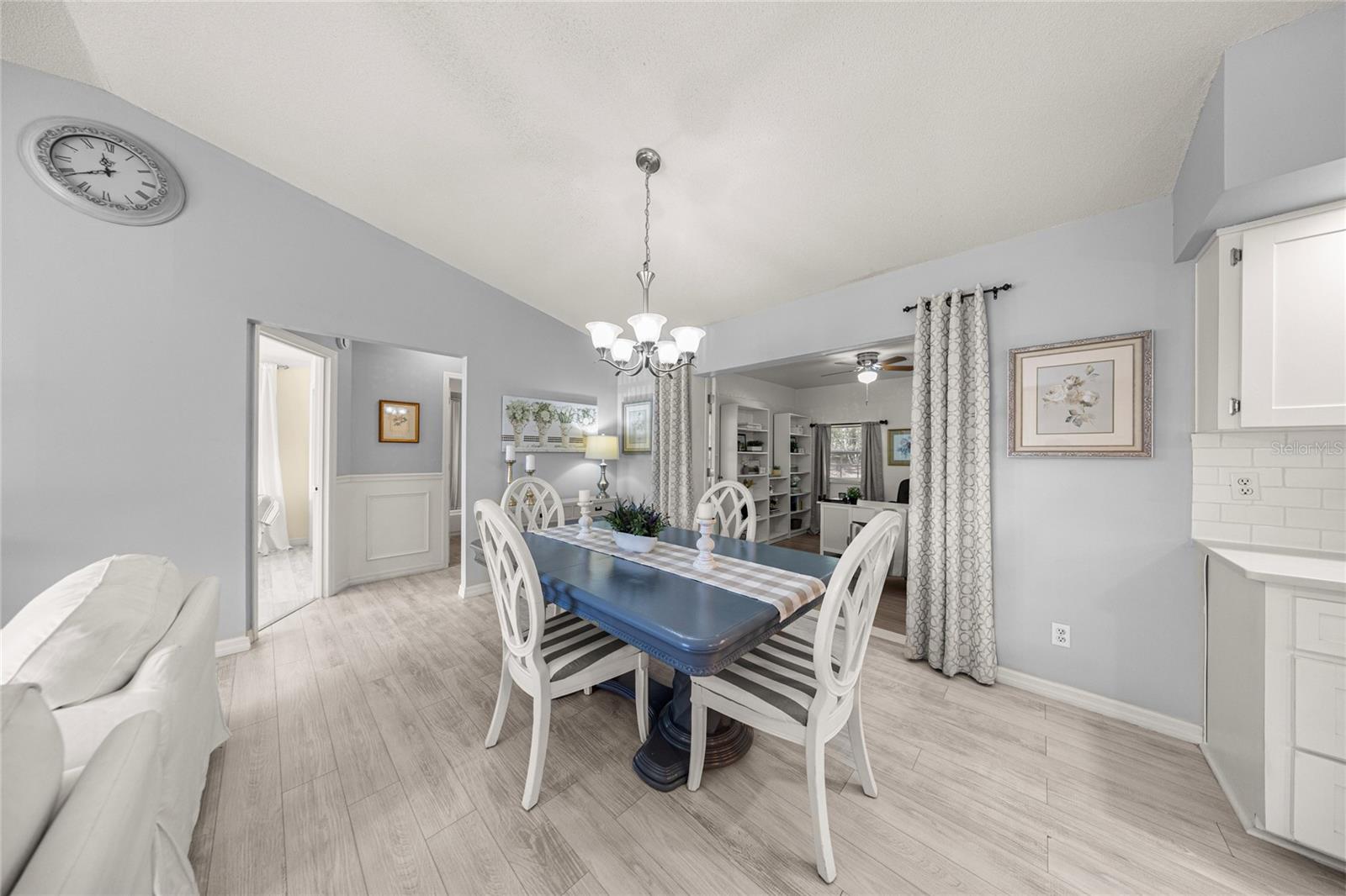 Image 13 of 27 For 1551 Saint Elizabeth Place