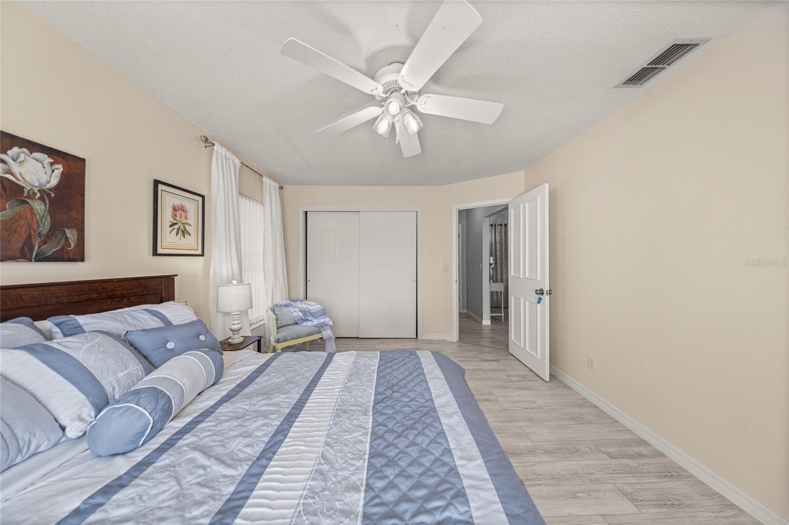 Image 26 of 27 For 1551 Saint Elizabeth Place