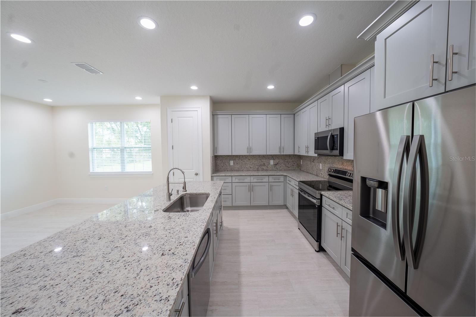 Image 10 of 47 For 15303 94th Terrace