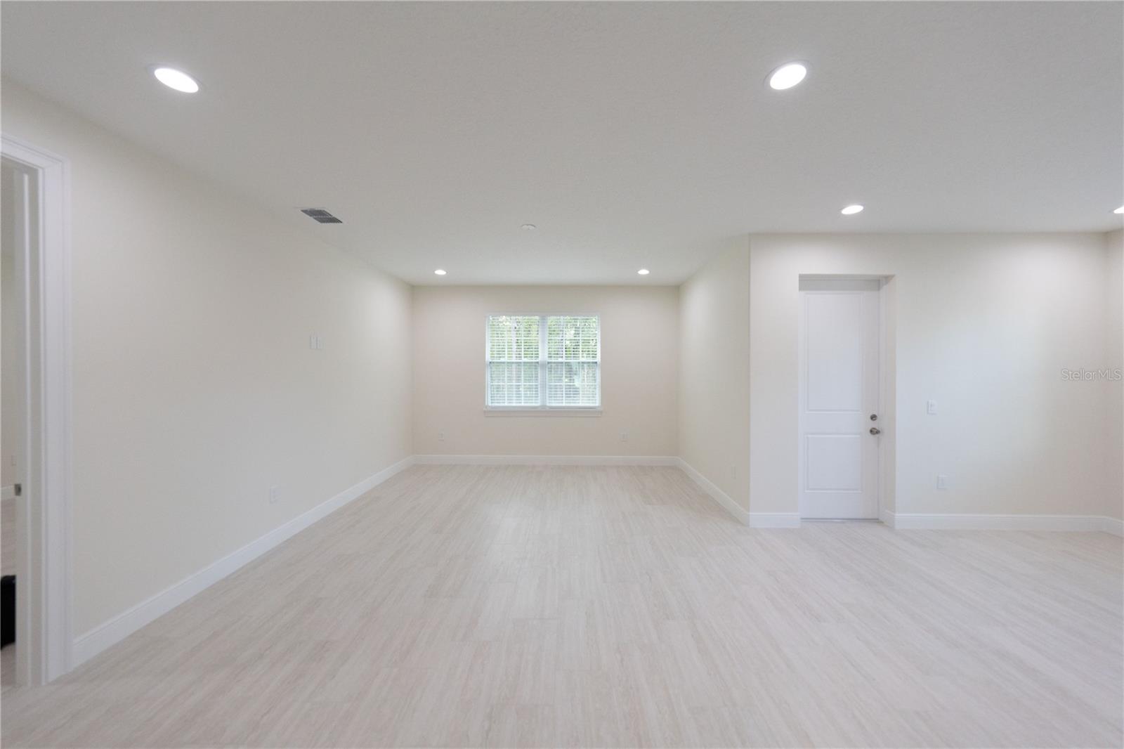 Image 40 of 47 For 15303 94th Terrace