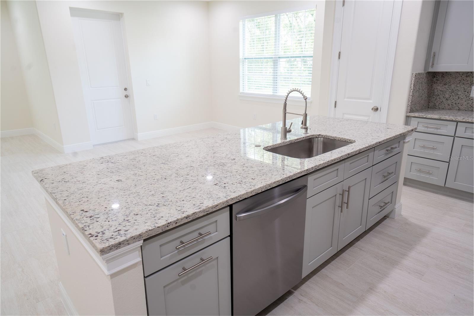 Image 9 of 47 For 15303 94th Terrace