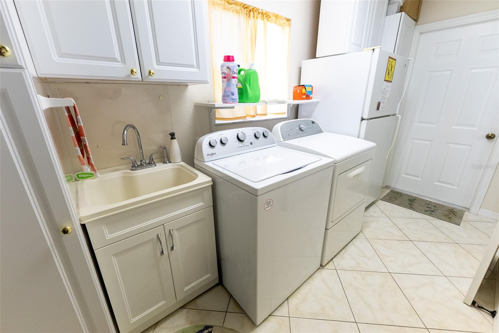 Image 14 of 16 For 9074 135th Loop