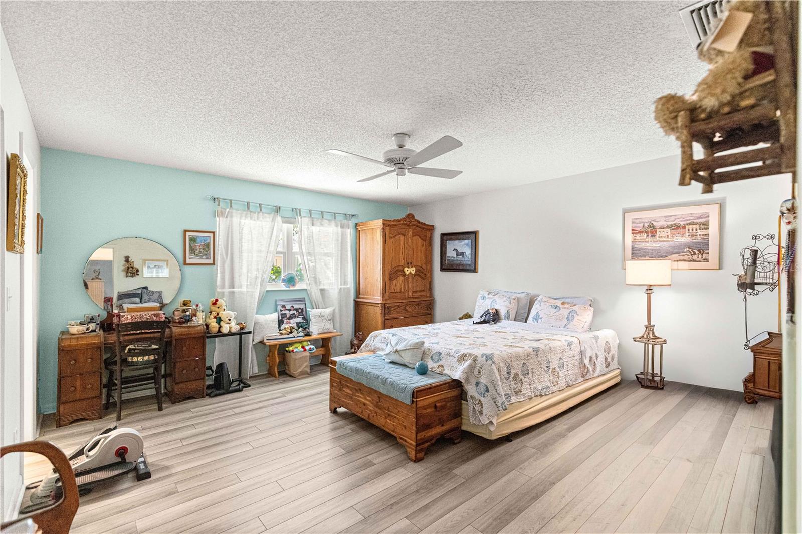 Image 13 of 19 For 8658 95th Lane B
