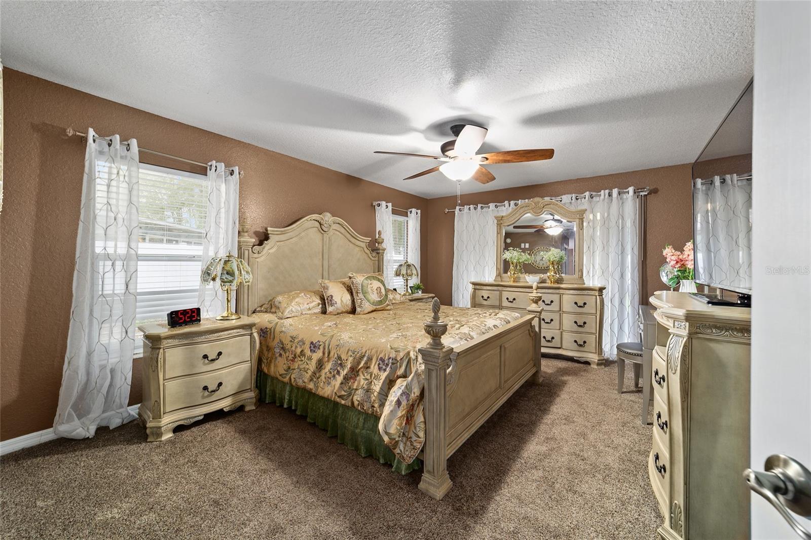 Image 9 of 22 For 4505 57th Lane