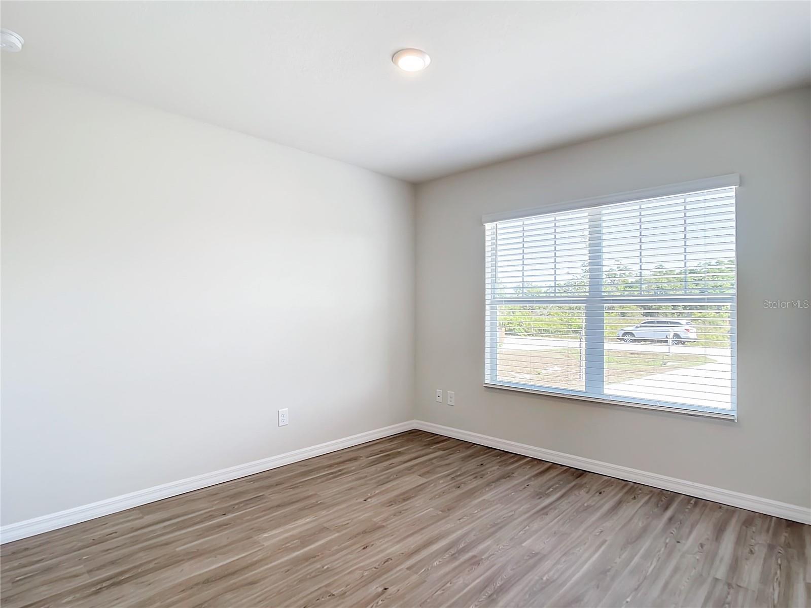Image 14 of 23 For 11399 Poplin Avenue