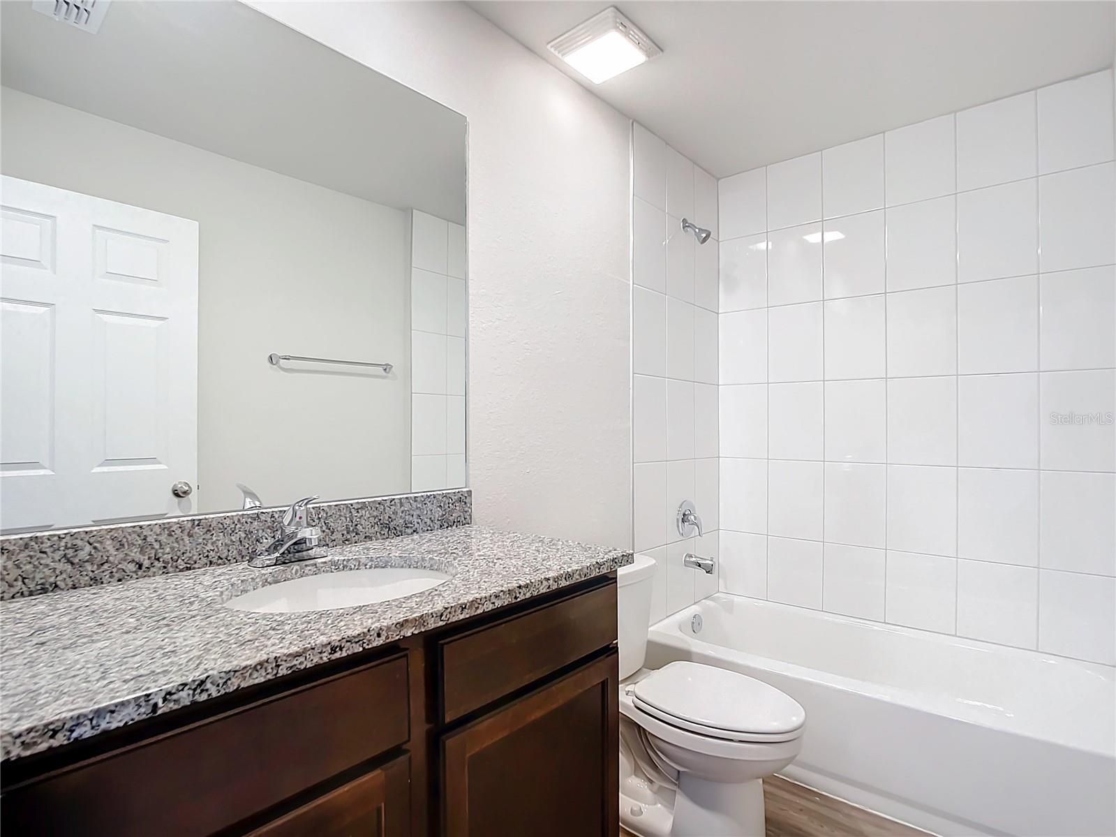 Image 17 of 23 For 11399 Poplin Avenue