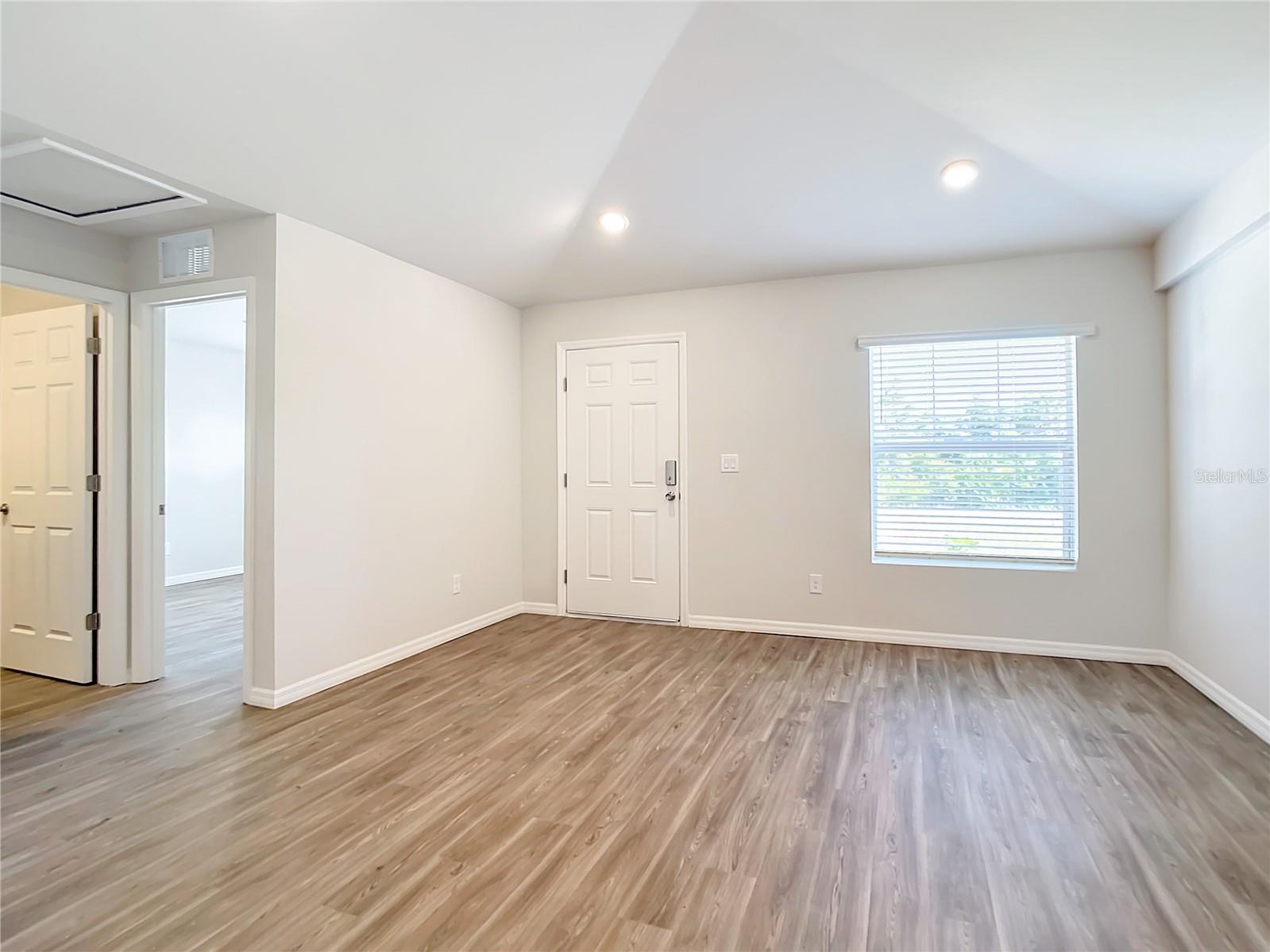 Image 2 of 23 For 11399 Poplin Avenue