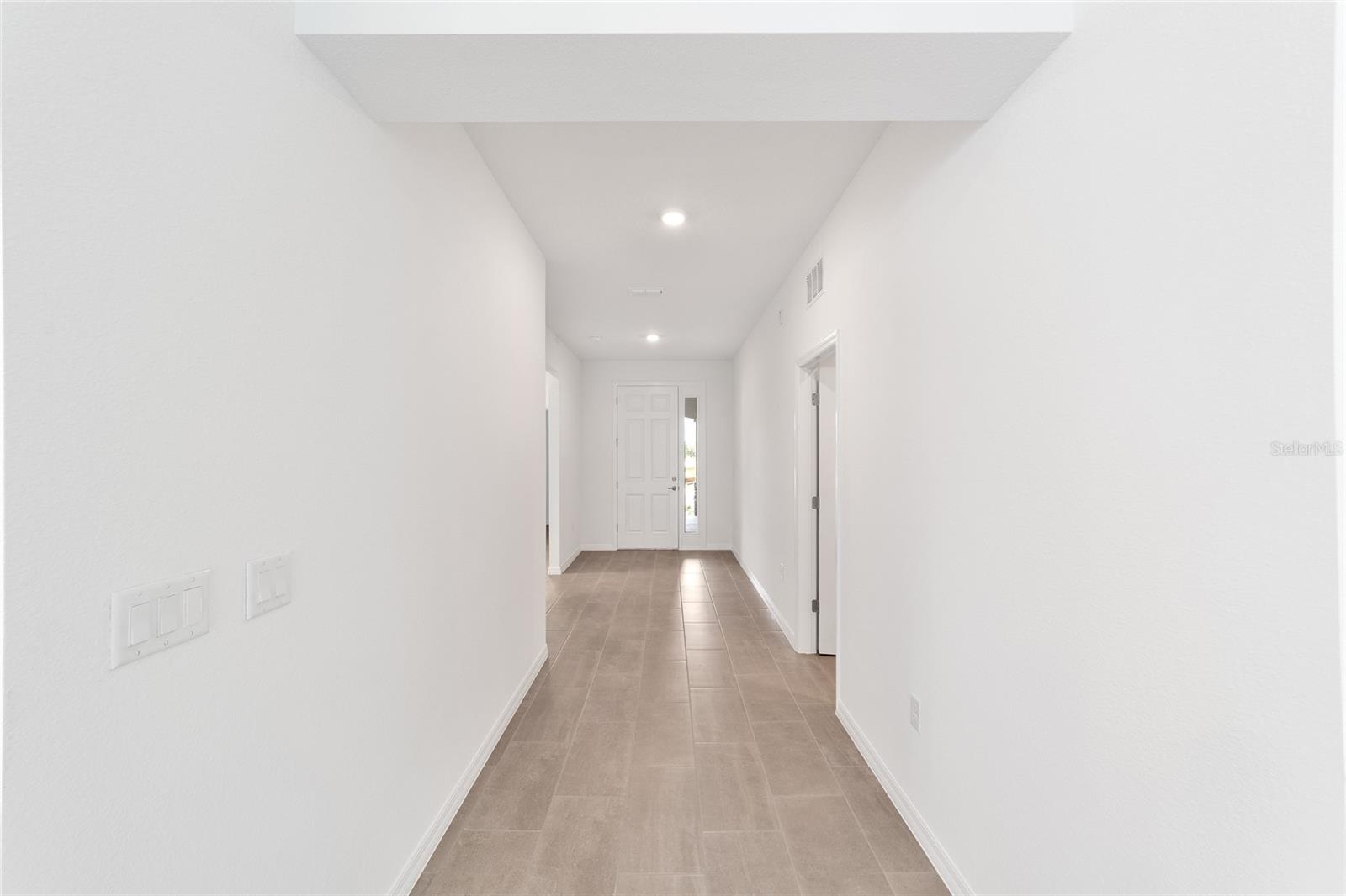 Image 10 of 42 For 10441 106th Court