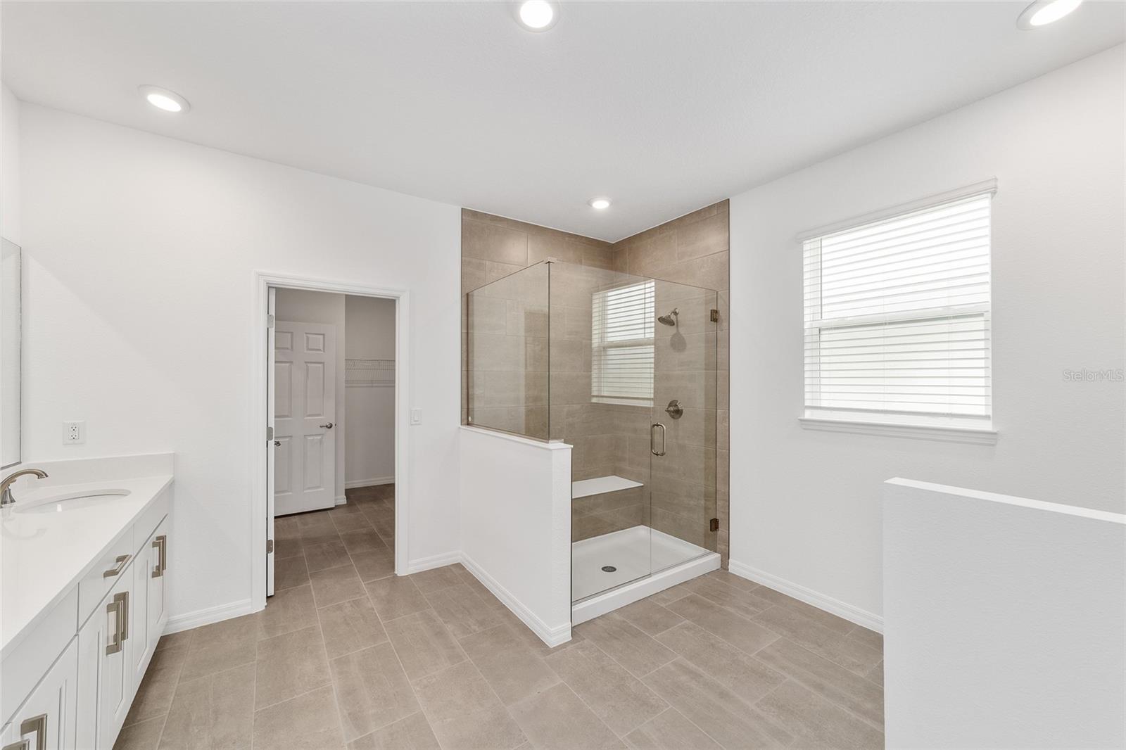 Image 26 of 42 For 10441 106th Court