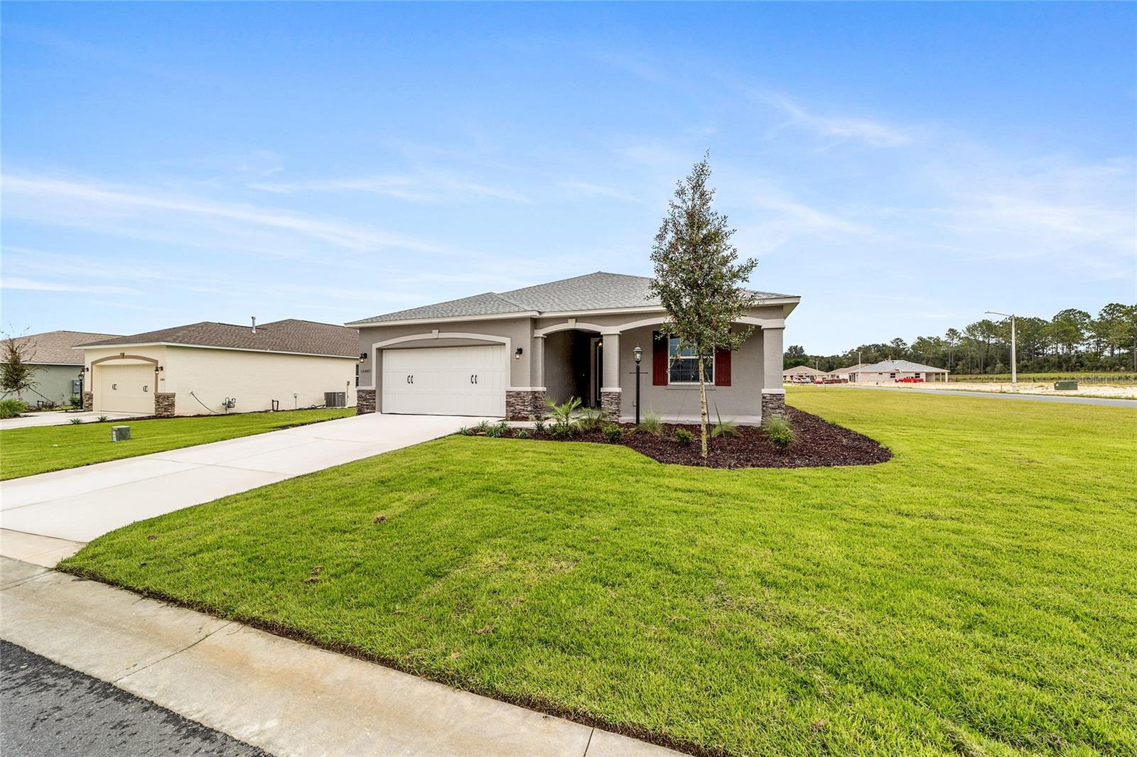 Image 4 of 42 For 10441 106th Court