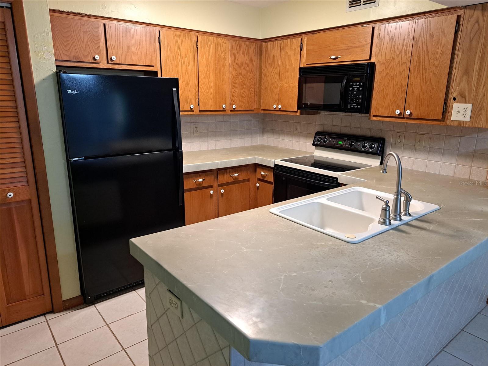 Image 5 of 12 For 2152 45th Avenue