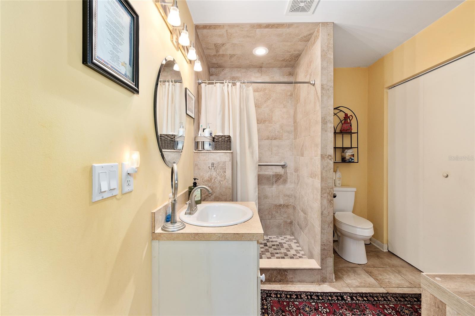 Image 19 of 56 For 11511 Camp Drive