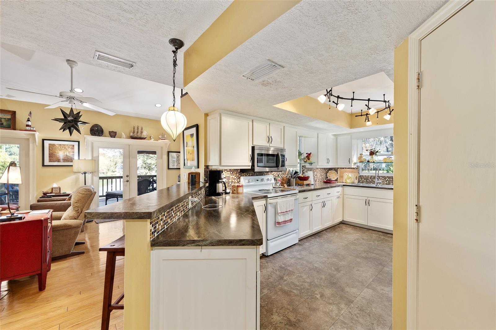 Image 25 of 56 For 11511 Camp Drive